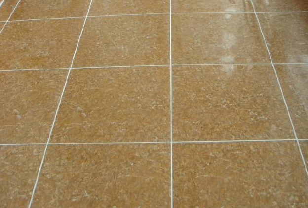 瓷磚留縫和不留縫對比